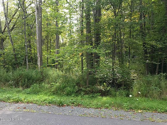 2nd image of 46 Parkwood Dr