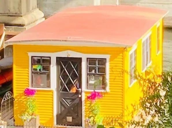 3304 Fuhrman Avenue E #10, Seattle, WA 98102