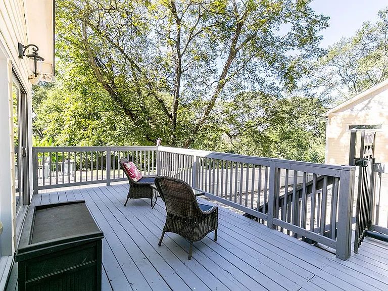 1084 Sanders Ave SE — Photo 29
