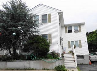 43 Tracey St, Peabody, MA 01960
