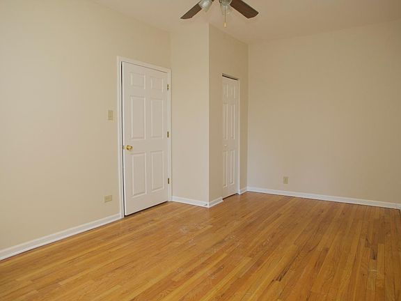 3rd image of 6505 N Ashland Ave APT 3