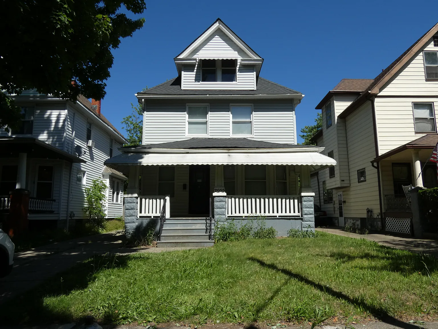 4 bed, 1365 sqft, $1,900 — Photo 1