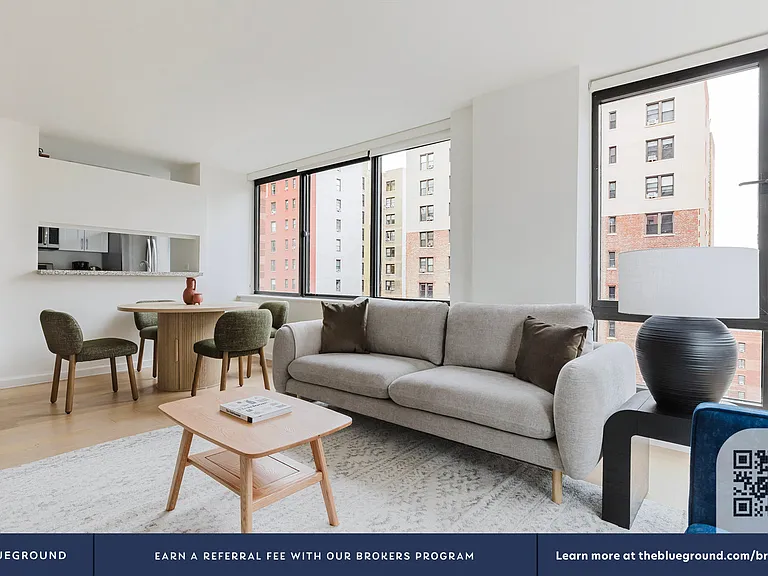 255 W 94th St #9F — Photo 4