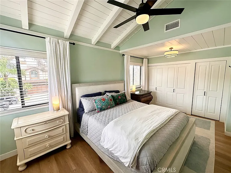 427 N Maria Ave — Photo 6