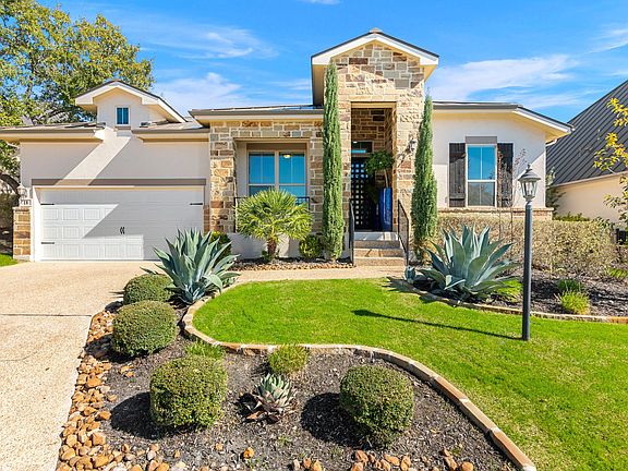 2nd image of 18 Marbella Ct