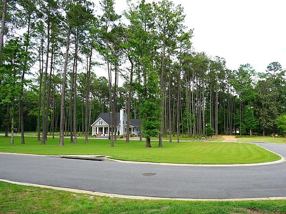3rd image of 109 Wayfair Ct