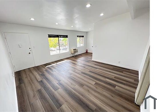 2nd image of 5550 Denny Ave APT 202