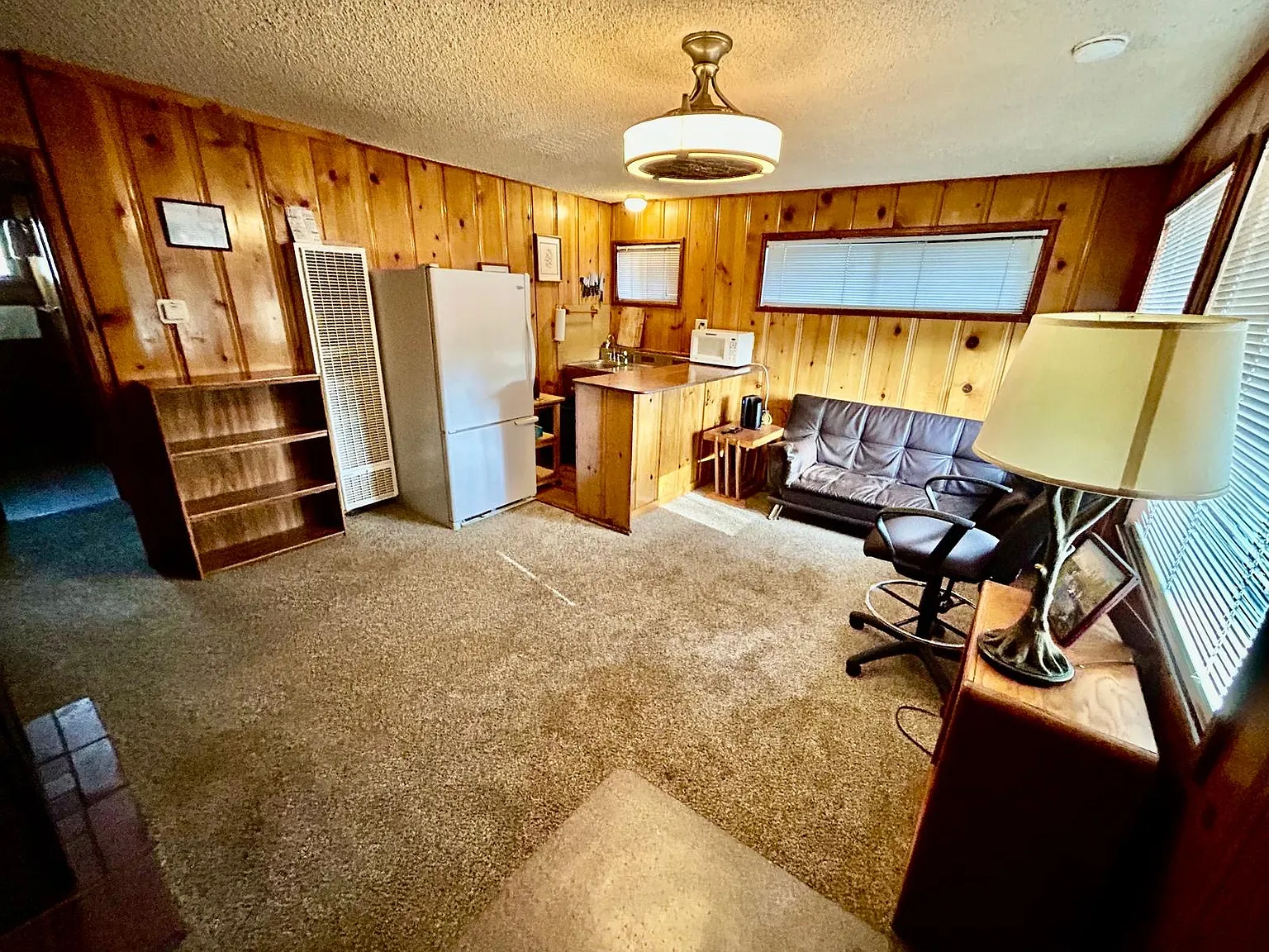 1 bed, 425 sqft, $1,900 — Photo 3