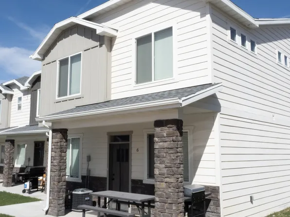 150 W Seasons Loop #6, Garden City, UT 84028