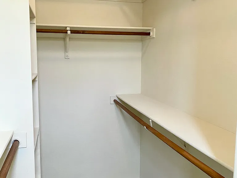5531 Sultana Ave — Photo 24