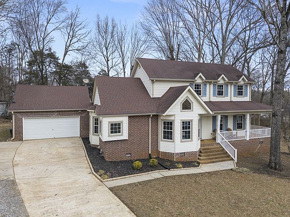 3rd image of 1510 Chestnut Cove Rd