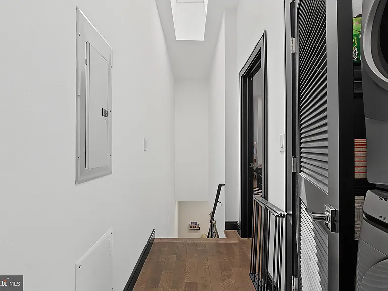 519 N 38th St #2 — Photo 11