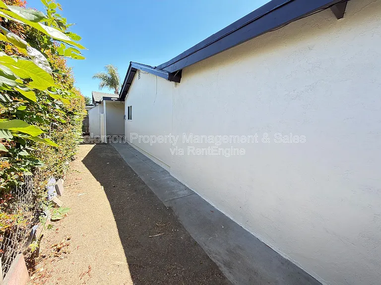4078 Marvin St — Photo 20