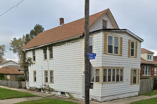 2nd image of 2064 Broadway St