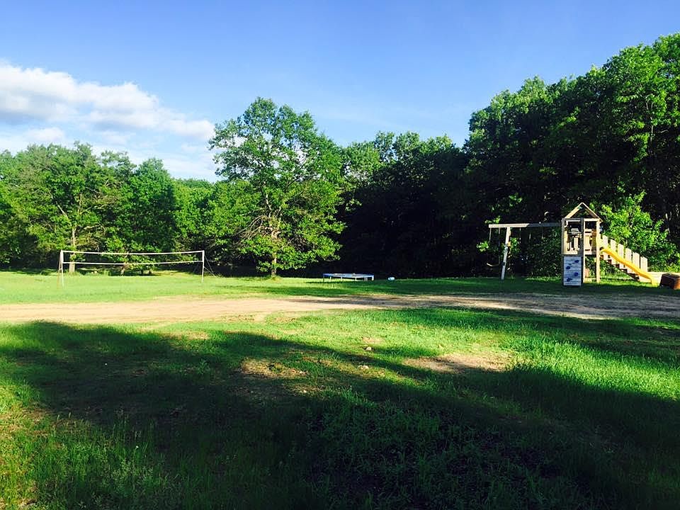1st image of 10071 Oakdale Dr