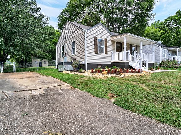 3rd image of 221 Wynn Ave