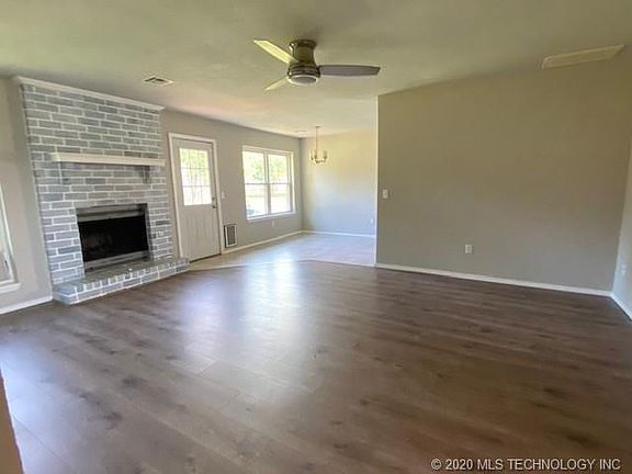 2nd image of 326 E 136th Pl S