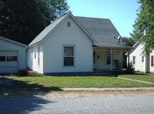 320 Christian St, Worthington, IN 47471