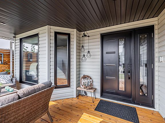 3rd image of 207 Westmews Dr