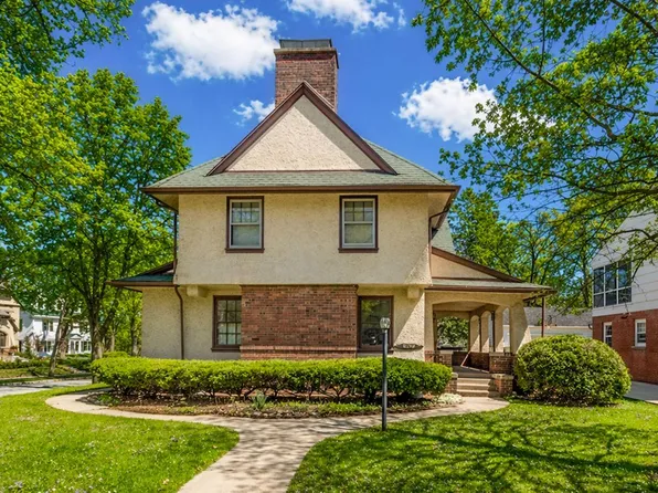 836 N 67th STREET, Wauwatosa, WI 53213