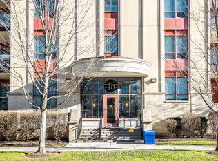 15 Rean Dr #303, Toronto, ON M2K 0A7