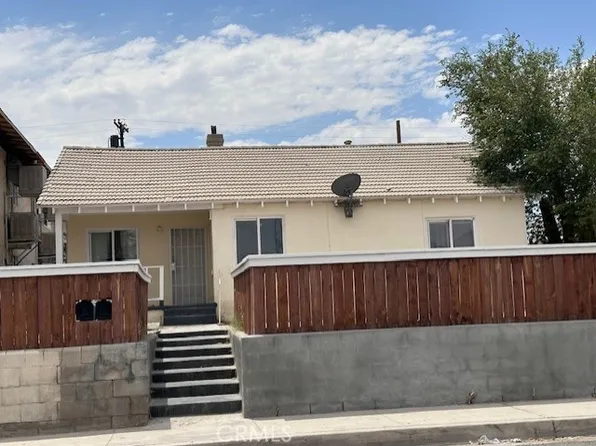 108 W Fredricks St, Barstow, CA 92311