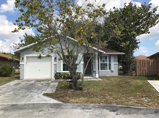 5673 Boynton Bay Cir, Boynton Beach, FL 33437