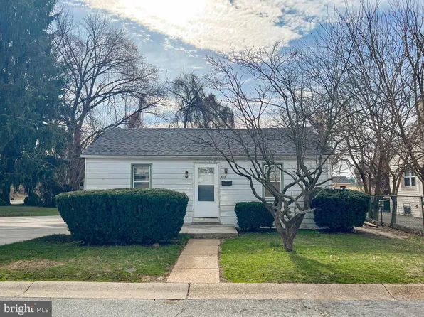 702 East Ave, New Castle, DE 19720