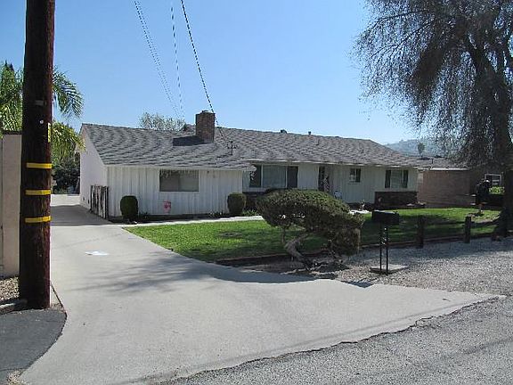 2nd image of 1910 Valemont Ave
