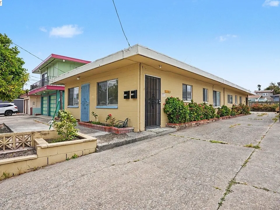 1110 Buena Vista Ave #1