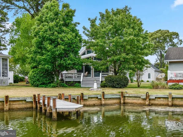 101 White Sail Cir, Ocean Pines, MD 21811