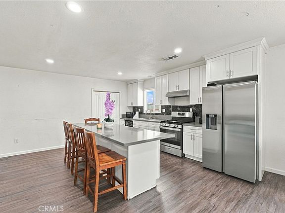 3rd image of 1516 W 138th St