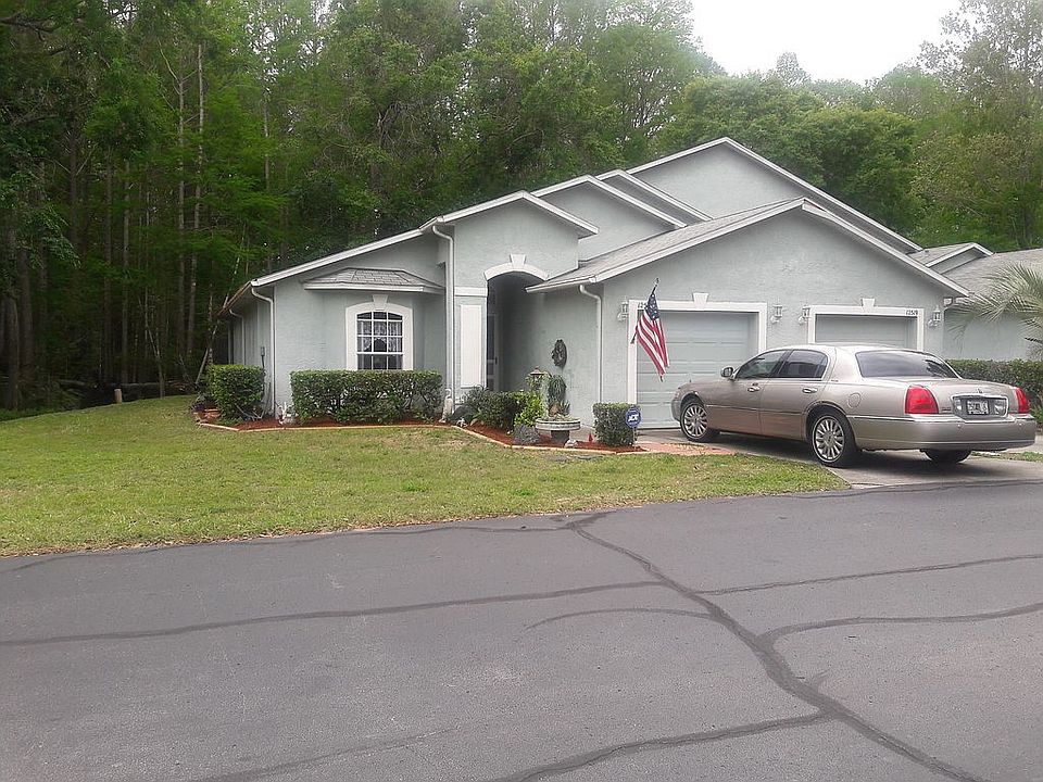 1st image of 12515 Hollybrook Ln