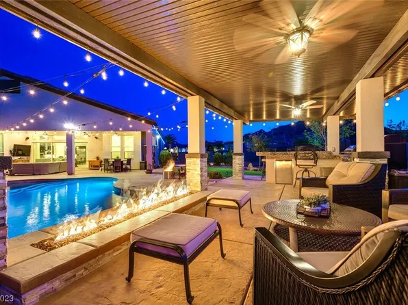 320 San Salvador Ave, Henderson, NV 89002