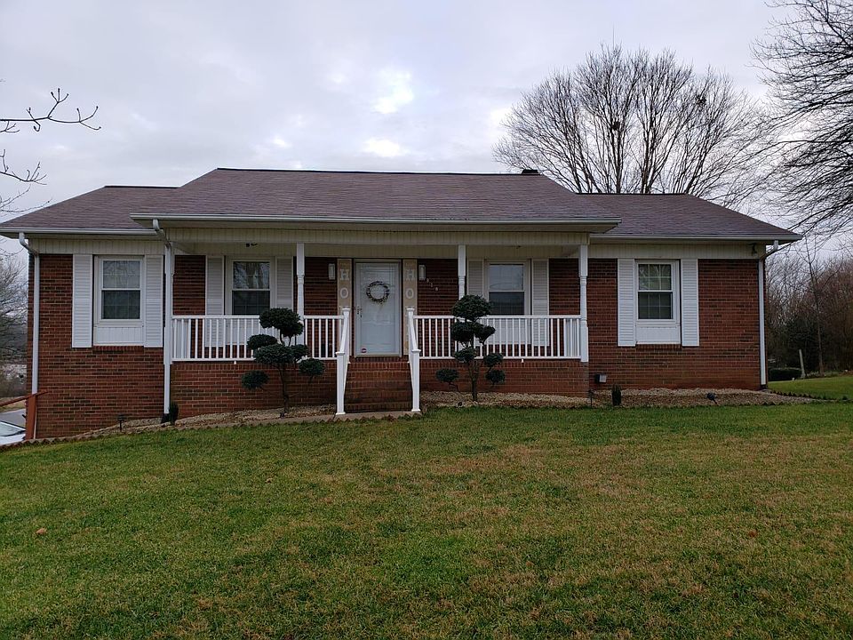 1st image of 928 Thomas St