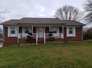 928 Thomas St, Statesville, NC 28677