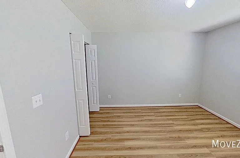 21 Reedy River Way — Photo 35