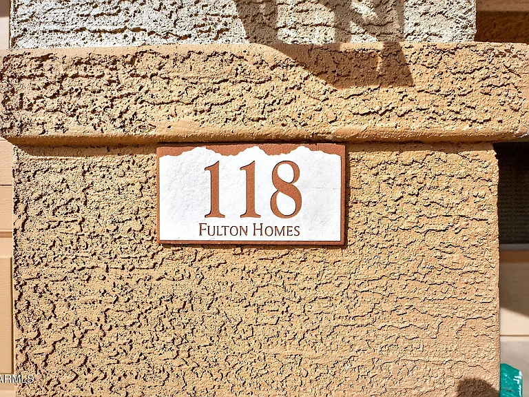 118 W Dragon Tree Ave — Photo 64