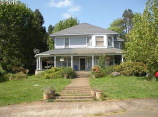 23447 Vaughn Rd, Veneta, OR 97487