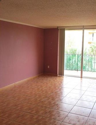 3rd image of 9350 Fontainebleau Blvd APT 303