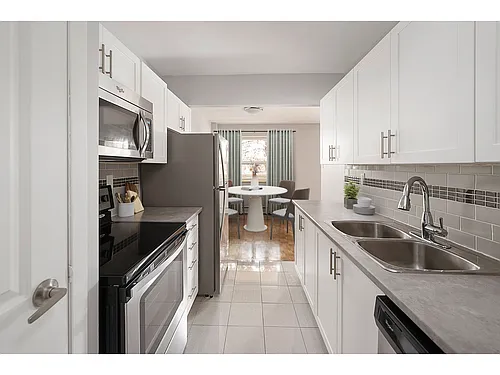 2067 Prospect St Photo 1
