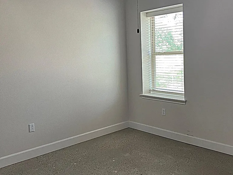 2955 Cushen St #A — Photo 11