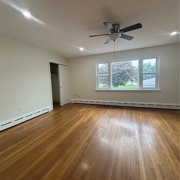 222 Main Rd — Photo 3