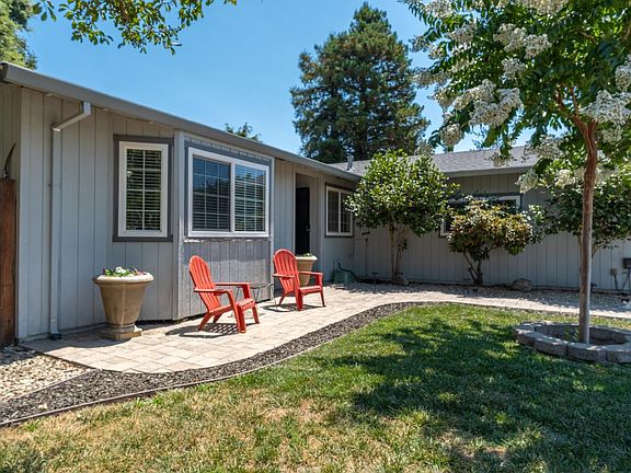 5th image of 2342 Baggett Court