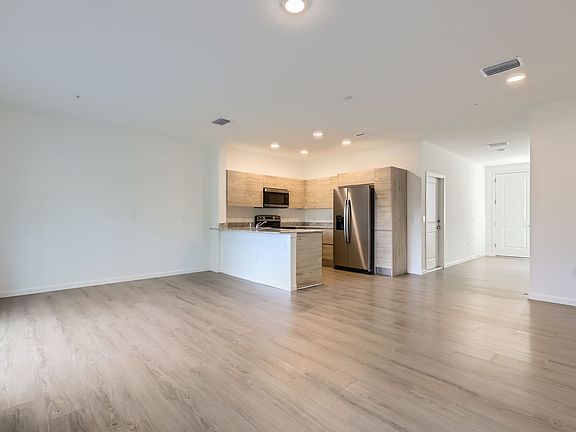 3rd image of 1209 Southstation Pl #305