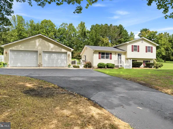 3130 Richfield Rd, Huntingtown, MD 20639