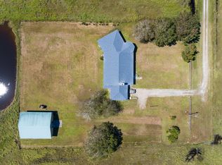 1330 Purple Martin Dr, Naples, FL 34120