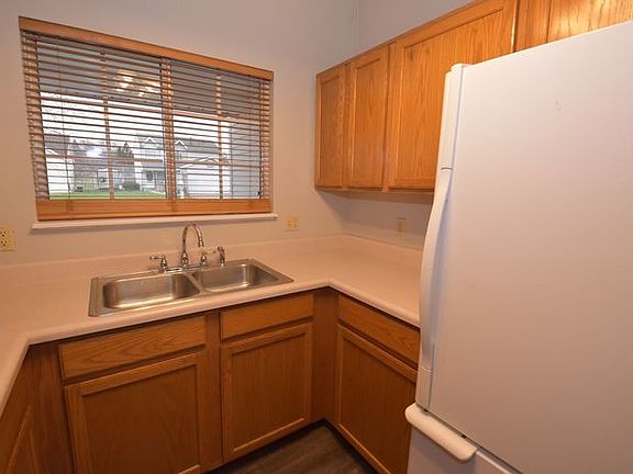 5th image of 802 Lovechio Dr