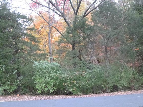 3rd image of 2174 Meadow Forest Dr