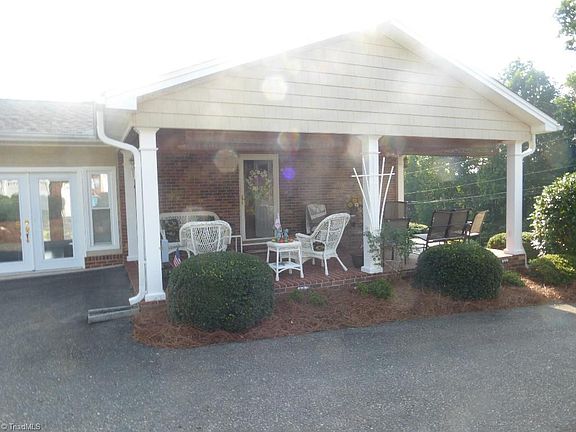 2nd image of 123 Shady Ln